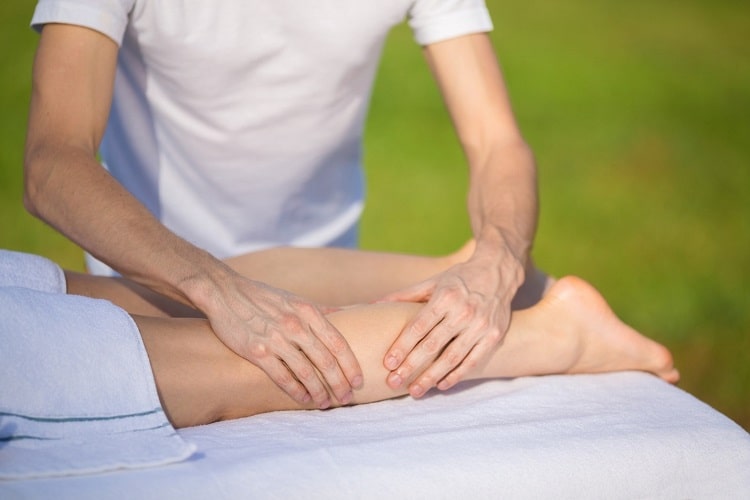 تکنیک های انجام ماساژ برای وریدهای واریسی