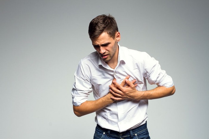 آیا تیر کشیدن و درد قلب نشانه ی بروز یک بیماری جدی برای قلب است؟